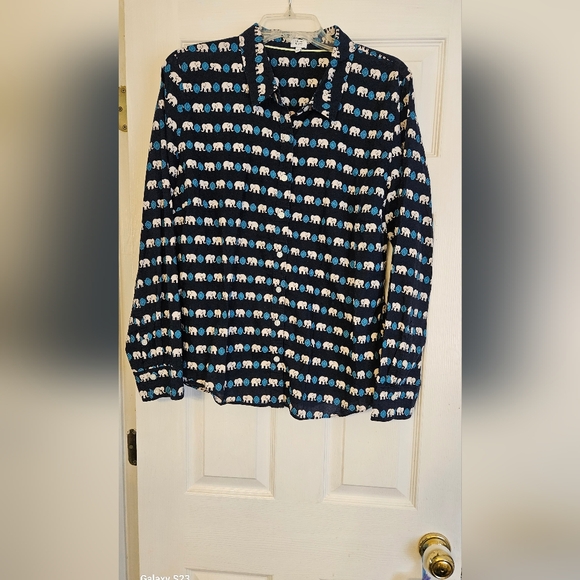 Crown & Ivy Elephant Print button Down Shirt. - Picture 5 of 5